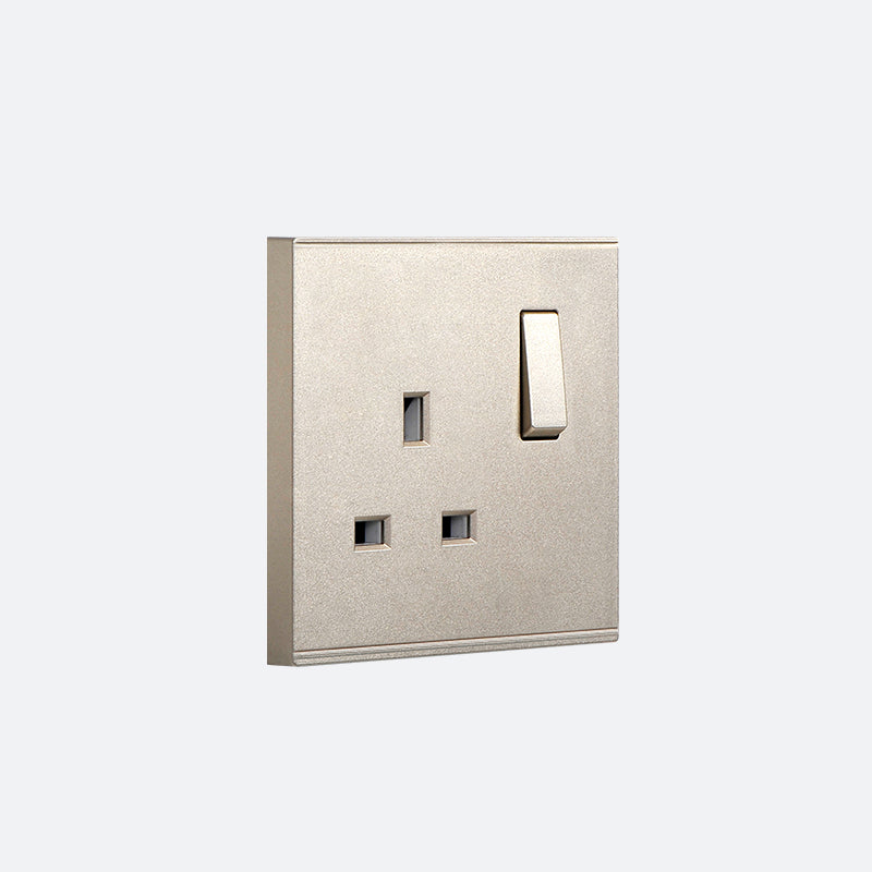 E61B British Socket