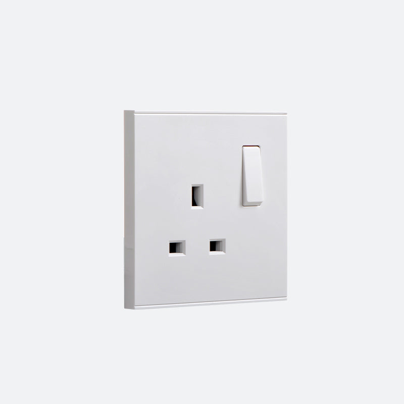 E61B British Socket